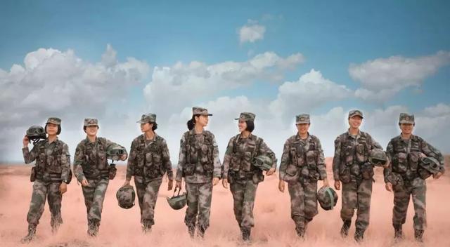 女兵應(yīng)征報(bào)名開始 鏗鏹玫瑰一起來(lái)參軍報(bào)國(guó)