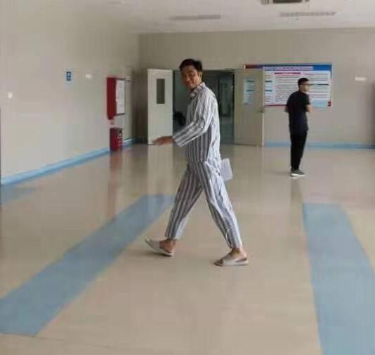 任達(dá)華被襲擊 事后發(fā)微信求助所幸任達(dá)華無大礙